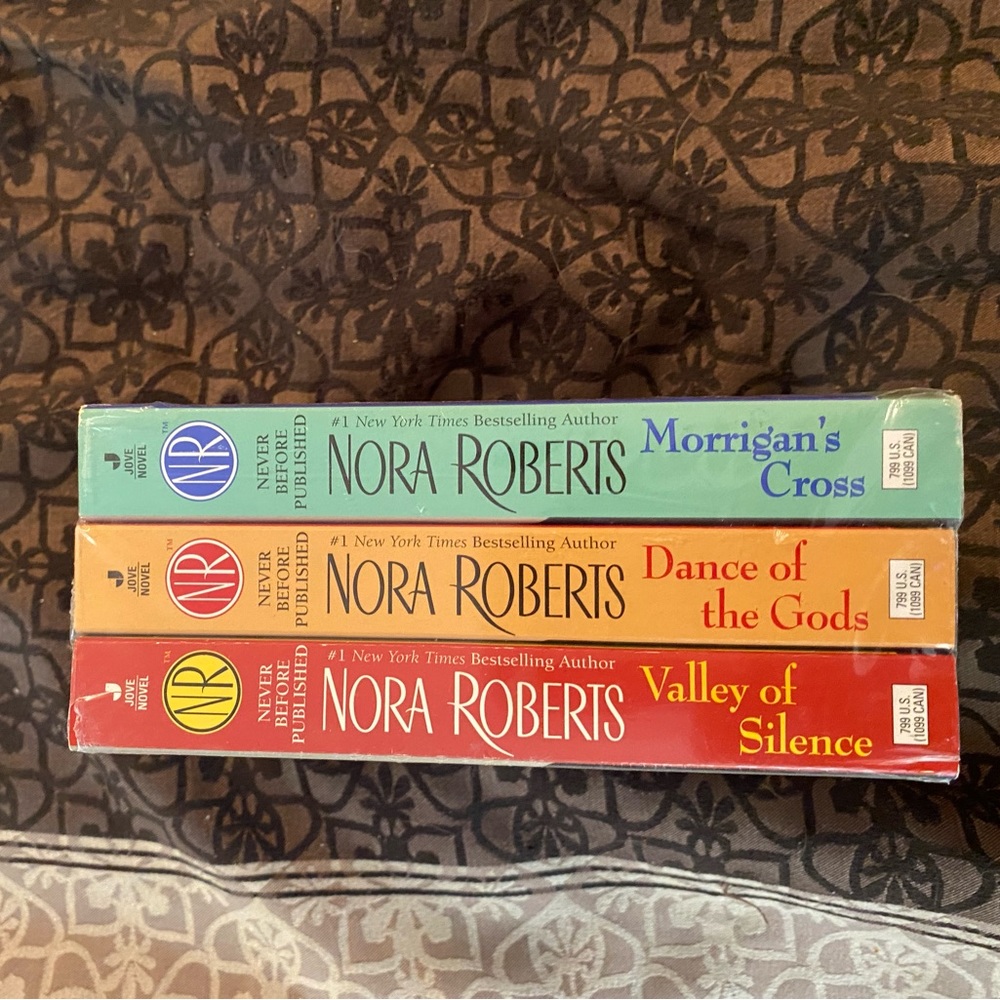 Nora Roberts Circle Trilogy